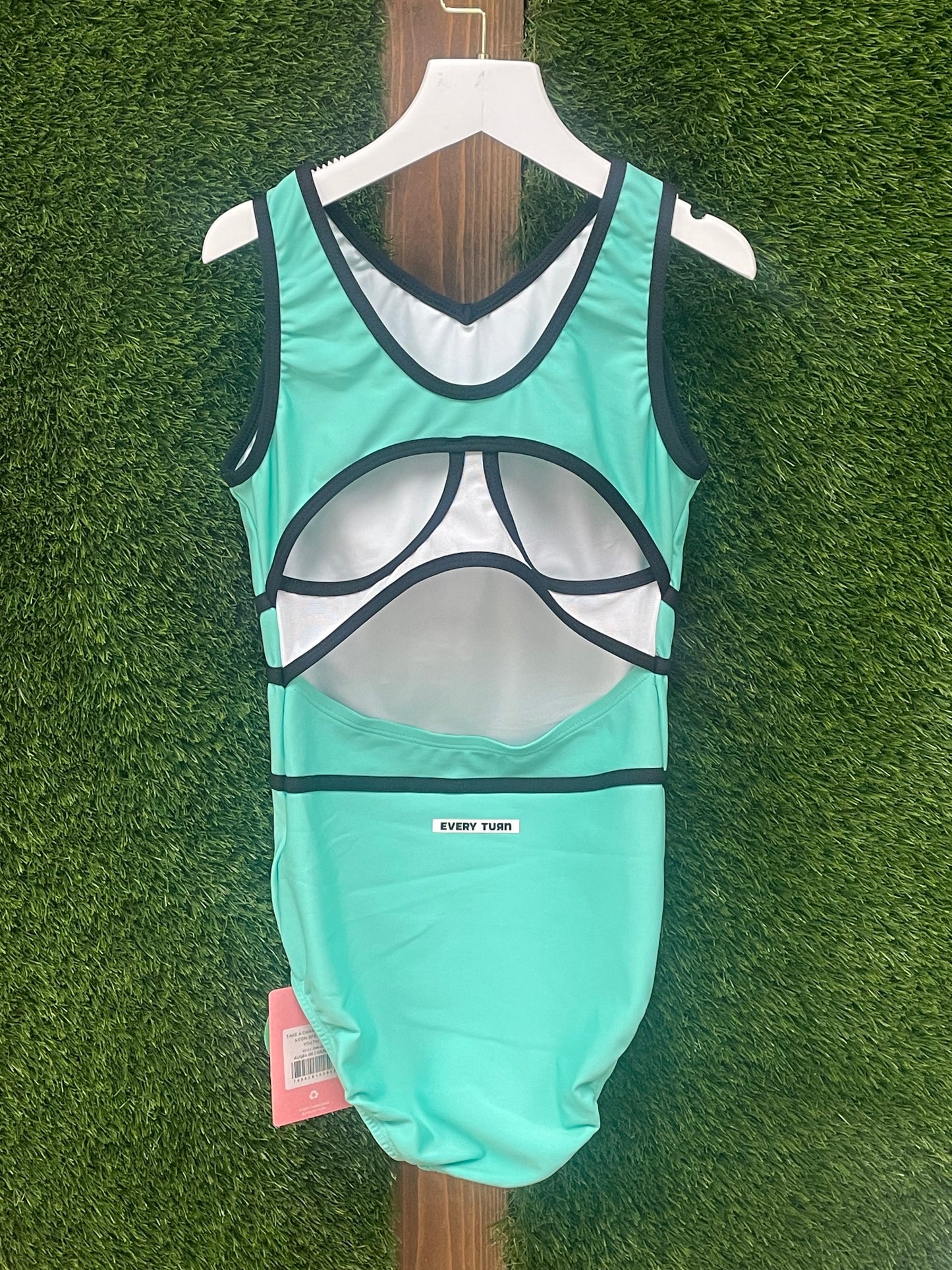 Take a Chance Leo Neon Spearmint Youth 12
